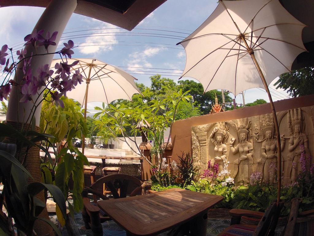 Palada Guesthouse HHQ Esterno foto